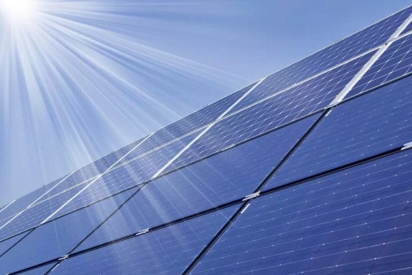 Ako dlho vydržia solárne panely? Respektíve aká je životnosť solárnych panelov?